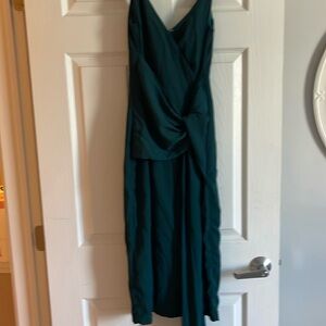 Emerald green cocktail dress. Fully lined, new with tags